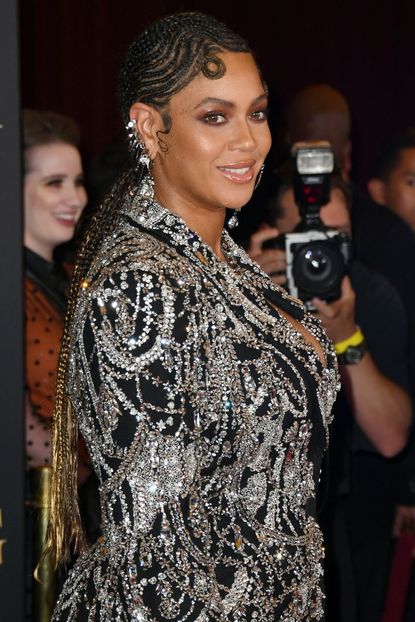 Beyonce's Finger-Waved Cornrows 