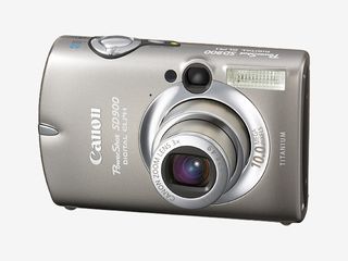 Front view of the Canon SD900. This camera also takes 10 Megapixel pictures and has a slightly less powerful 3X optical zoom.