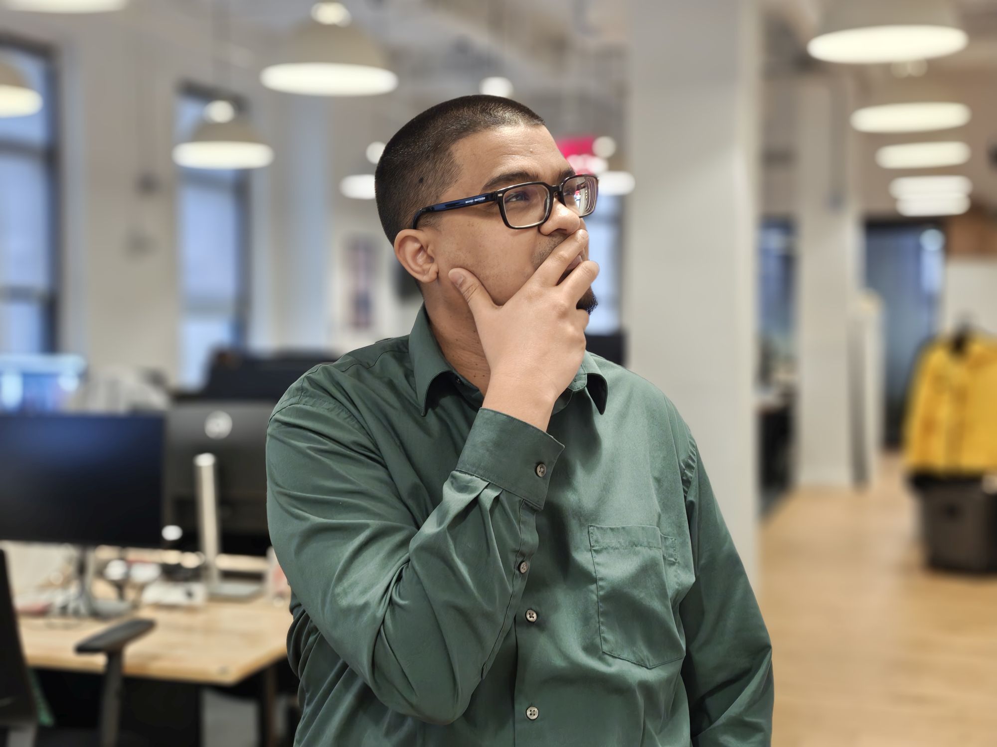 Motorola Razr Ultra 2025 portrait sample.