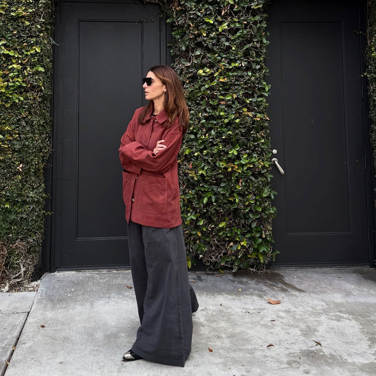 @jen_wonders outfit photo red free people barn jacket