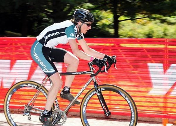 Cris Rothfuss (Seven Cycles) looking strong on the pavement.