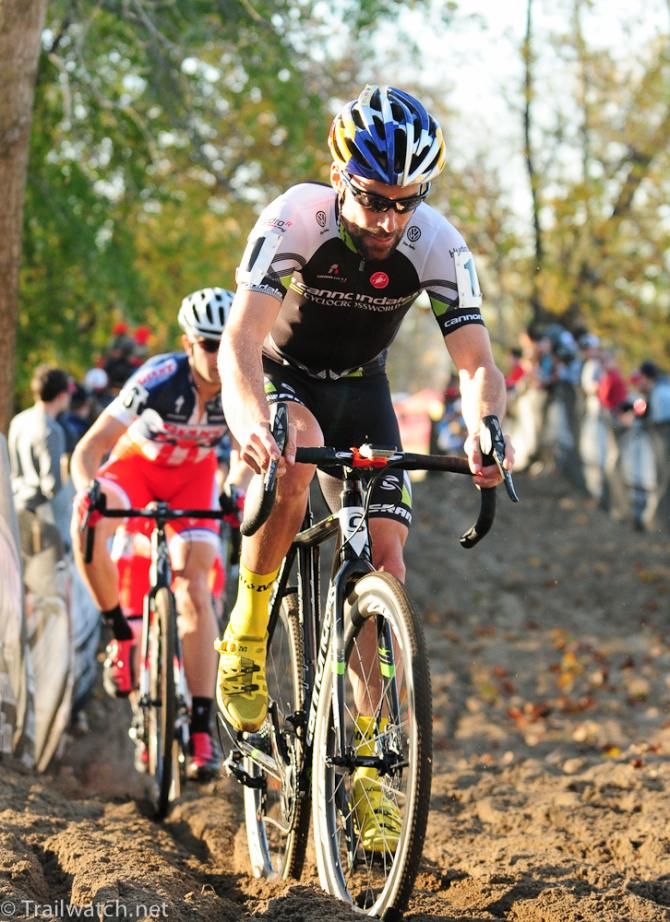 Tim Johnson (Cannondale Cyclocrossworld.com) had a bit of early chasing to get to the leaders