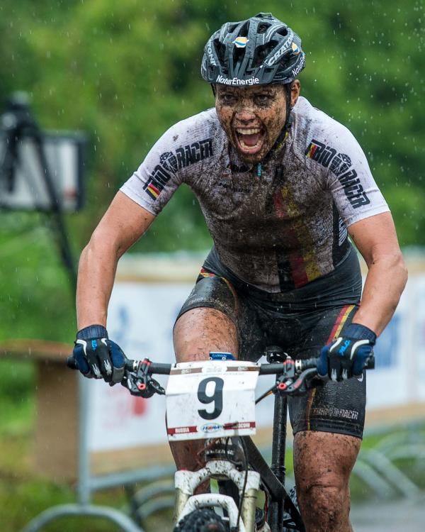 Sabine Spitz (Germany) on her way to bronze