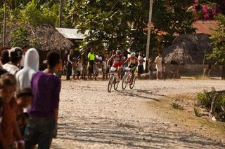 Stage 3 - Paul Van der Ploeg takes stage ahead of Fetch