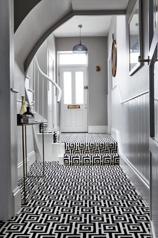 Carpeted hallway by Carpetright
