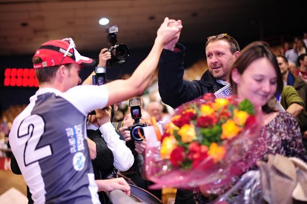 Iljo Keisse is congratulated by his father
