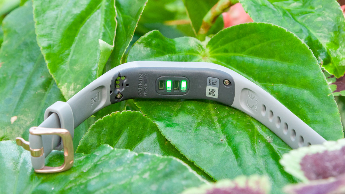 The sensors on the Garmin Vivosmart 4 fitness tracker