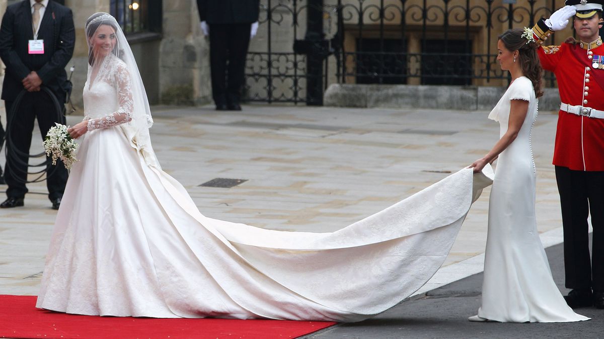 How Kate broke tradition with Pippa Middleton's bridesmaid's dress ...