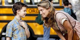 Young Sheldon and his mother in the pilot