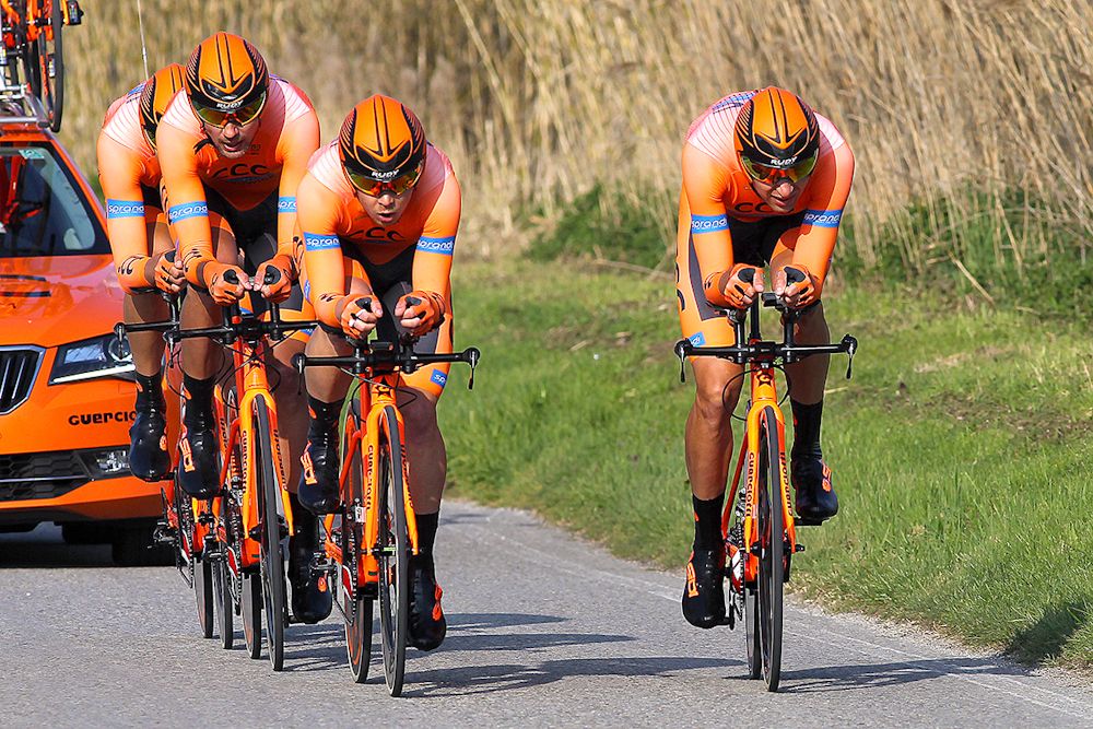 CCC Sprandi Polkowice en route to the stage 1b win at Coppi e Bartali