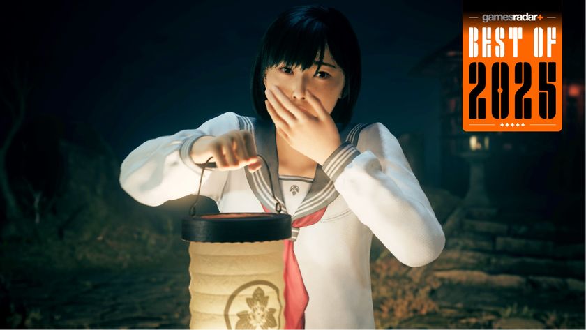 Silent Hill f screenshot of Hinako holding a lantern and holding her mouth to stifle a scream