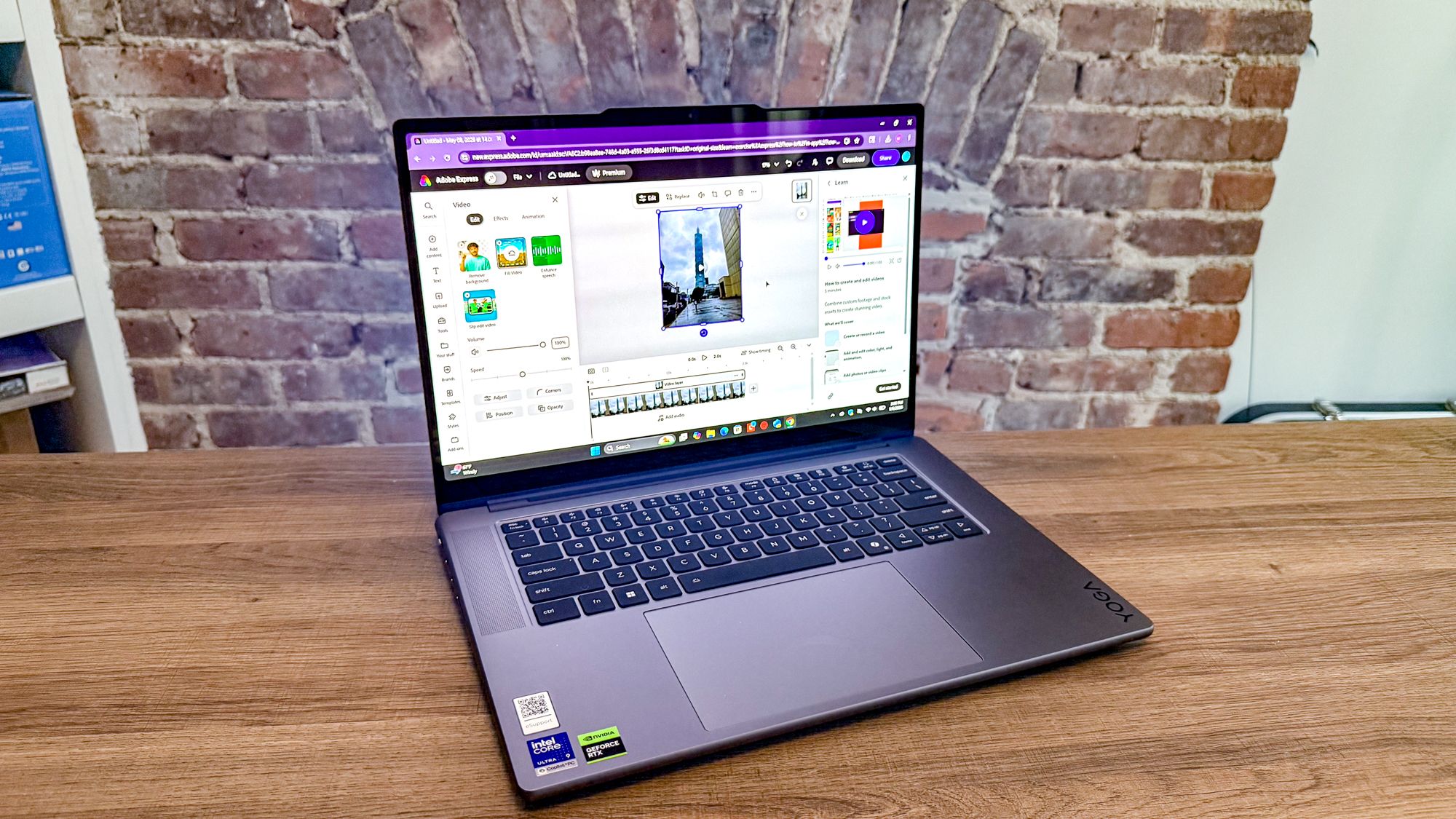 Editing photos on the Lenovo Yoga Pro 7i Gen 11 Aura Edition