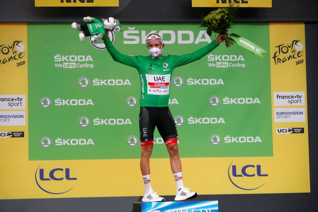 NICE FRANCE AUGUST 29 Podium Alexander Kristoff of Norway and UAE Team Emirates Green Sprint Jersey Celebration Lion Mascot during the 107th Tour de France 2020 Stage 1 a 156km stage from Nice Moyen Pays to Nice TDF2020 LeTour on August 29 2020 in Nice France Photo by AnneChristine Poujoulat PoolGetty Images