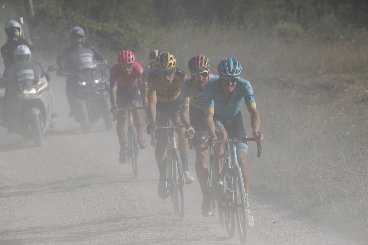 Strade Bianche 2020 - 14th Edition - Siena - Siena 184 km - 01/08/2020 - Jakob Fuglsang (DEN - Astana Pro Team) - Wout Van Aert (BEL - Team Jumbo - Visma) - Maximilian Schachmann (GER - Bora - Hansgrohe) - Alberto Bettiol (ITA - EF Pro Cycling) - Davide - photo Luca Bettini/BettiniPhotoÂ©2020