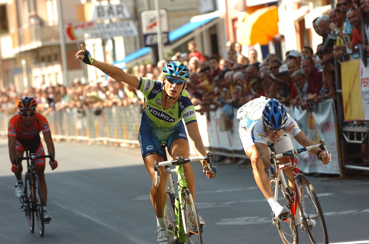 Filippo Pozzato wins the 2007 Trofeo Matteotti.