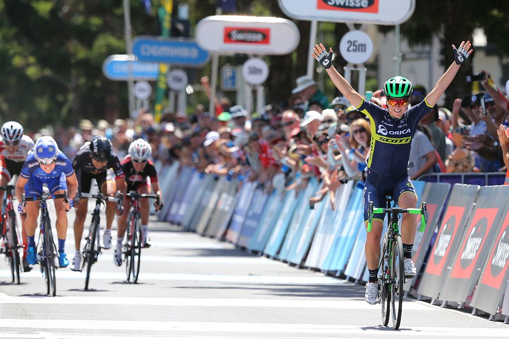 Annemiek van Vleuten makes it two in a row for Orica-Scott at Cadels race