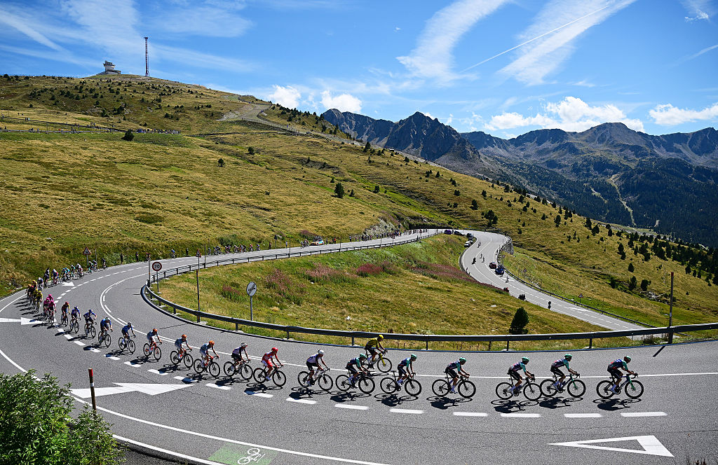Vuelta a España stage 4 LIVE: Tadej Pogačar attacks 50km from the finish of opening mountain stage in Andorra