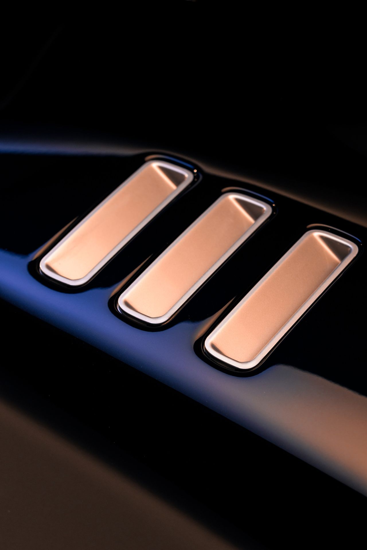 Details of the Morgan Midsummer Coup&eacute;'s coachwork