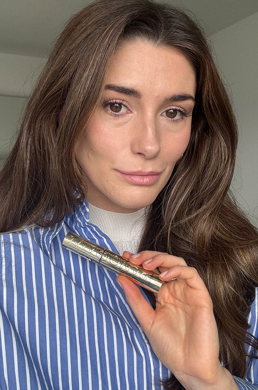Eleanor wearing L&#039;Oreal Panorama mascara