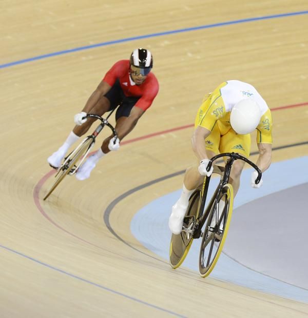 Shane Perkins (Australia) defeats Njisane Nicholas Phillip (Trinidad and Tobago)