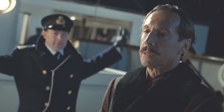 Jonathan Hyde in Titanic