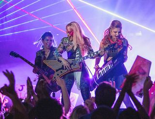 Jem and the Holograms first look