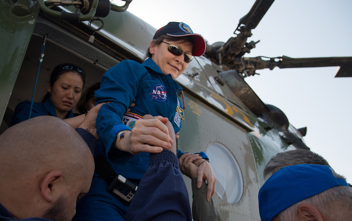 In Photos: Record-breaking NASA Astronaut Peggy Whitson | Space