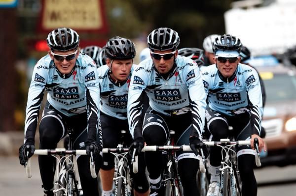 Saxo Bank riders head out on what will be tomorrow's race loop.