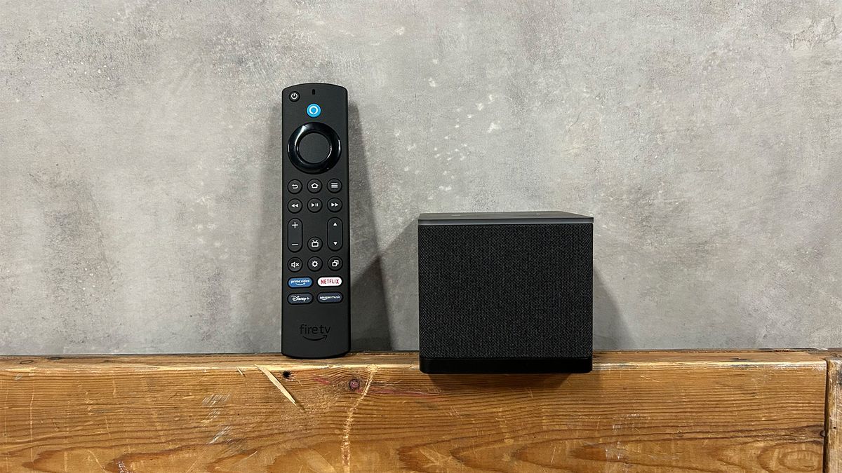 Fire TV Stick (3rd Gen) with Alexa Voice Remote (includes TV controls) 2021  Review 
