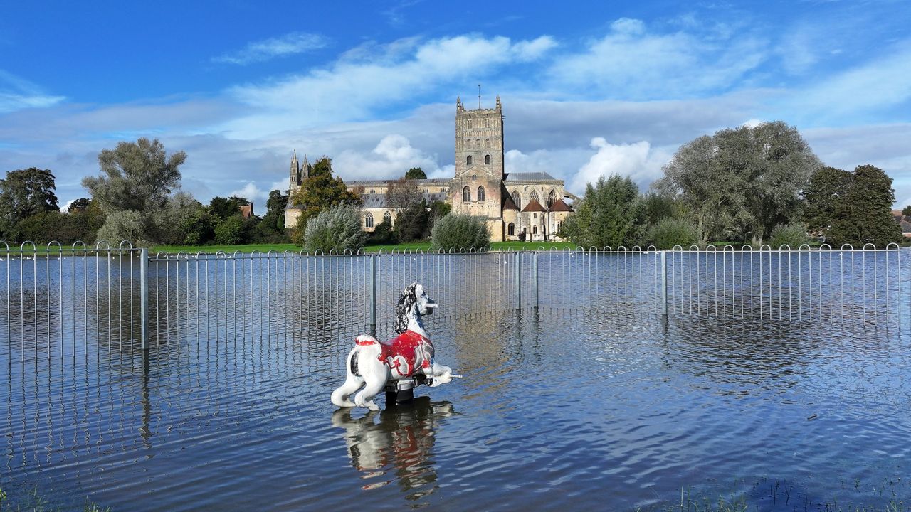 Rivers Severn and Avon flood after Storm Babet, 27 October 2023