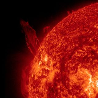 Spurting Prominence on the Sun