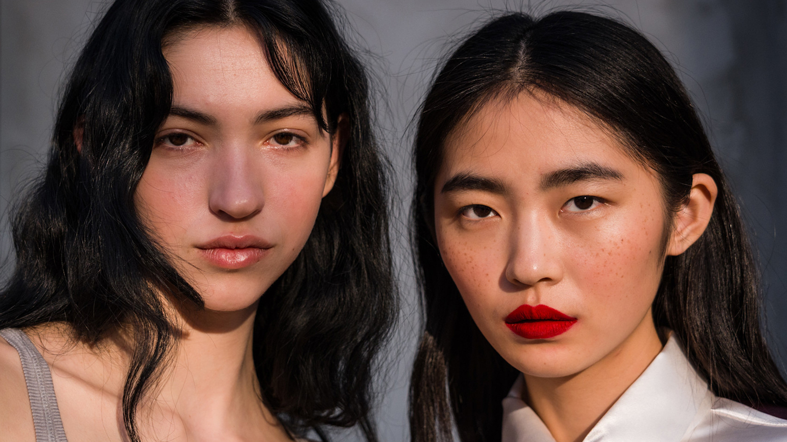 A model wearing colorful spf lip balm.