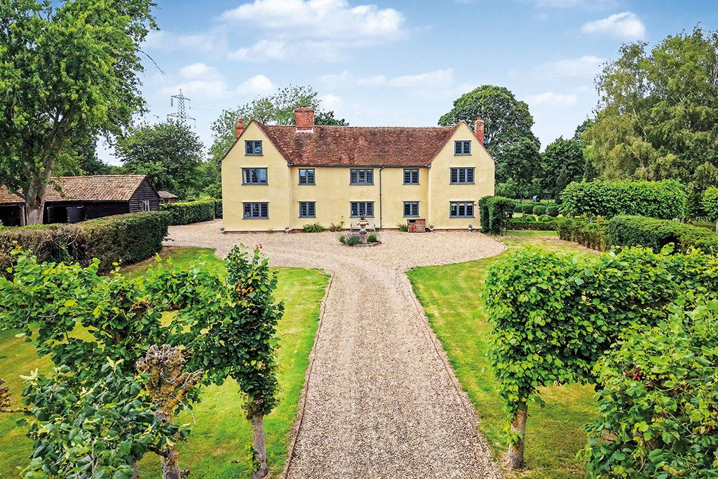 Houses for sale with wildlife ponds: Maynards, Little Sampford, Essex