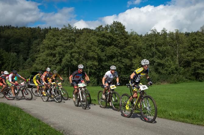 Riders accelerate early in the race
