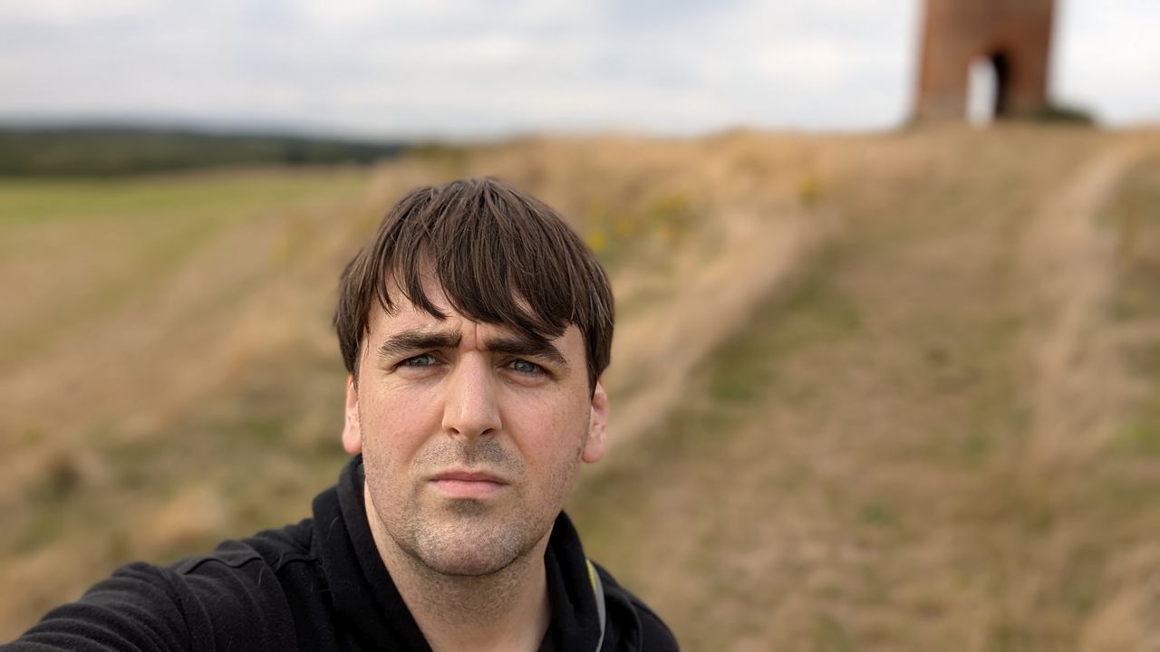 200 photos pixel 9 vs pixel 8a - portrait shots on pixel 9