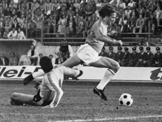 Johan Cruyff in action for the Netherlands against Argentina at the 1974 World Cup.