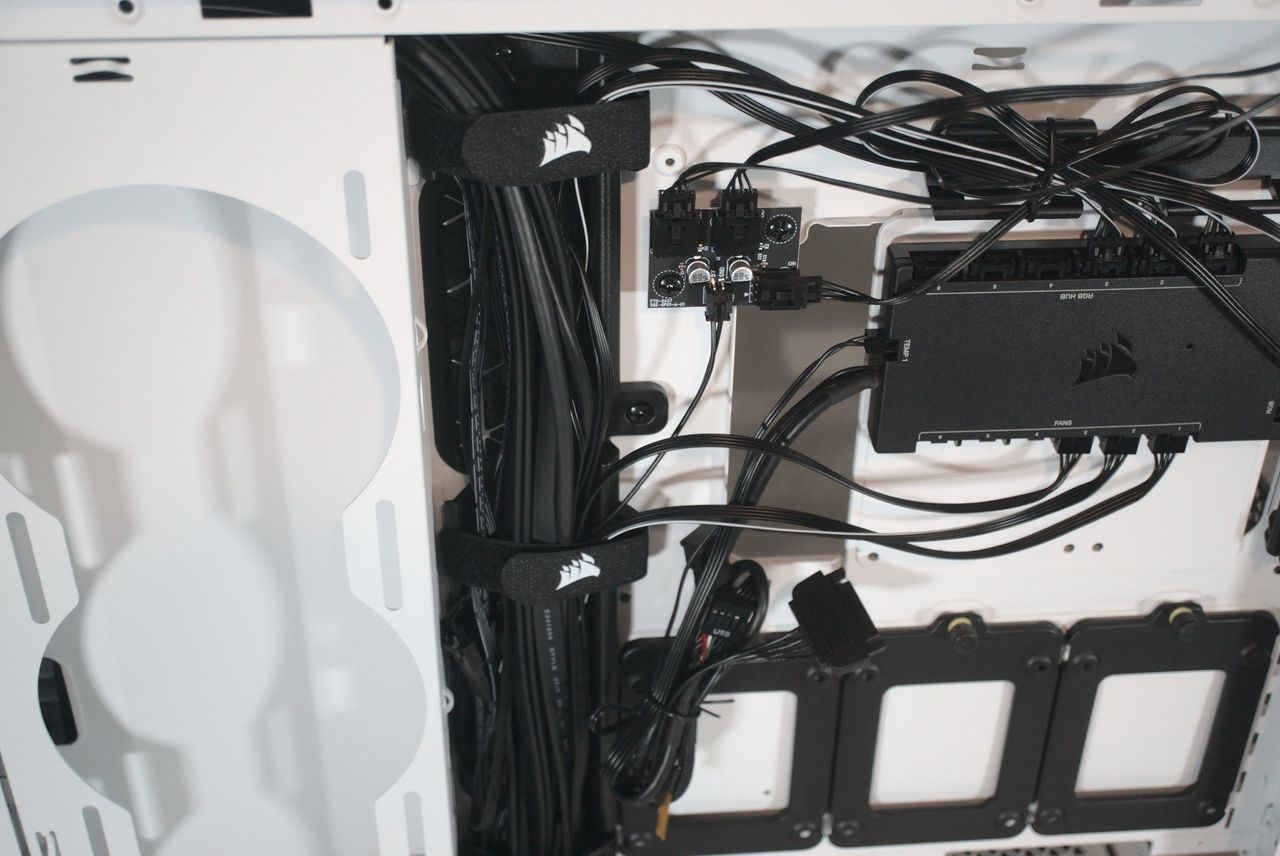 Corsair iCUE 5000T RGB