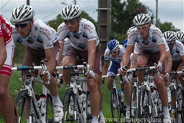 Le Marchand, Elmiger and Bouet doing work on the front.