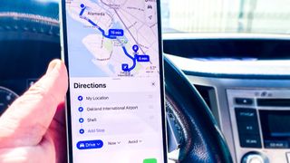 How to map a route with multiple stops in iOS 16 Maps