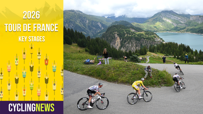 2025 Tour de France: yellow jersey Tadej Pogačar and teammates on a mountain descent