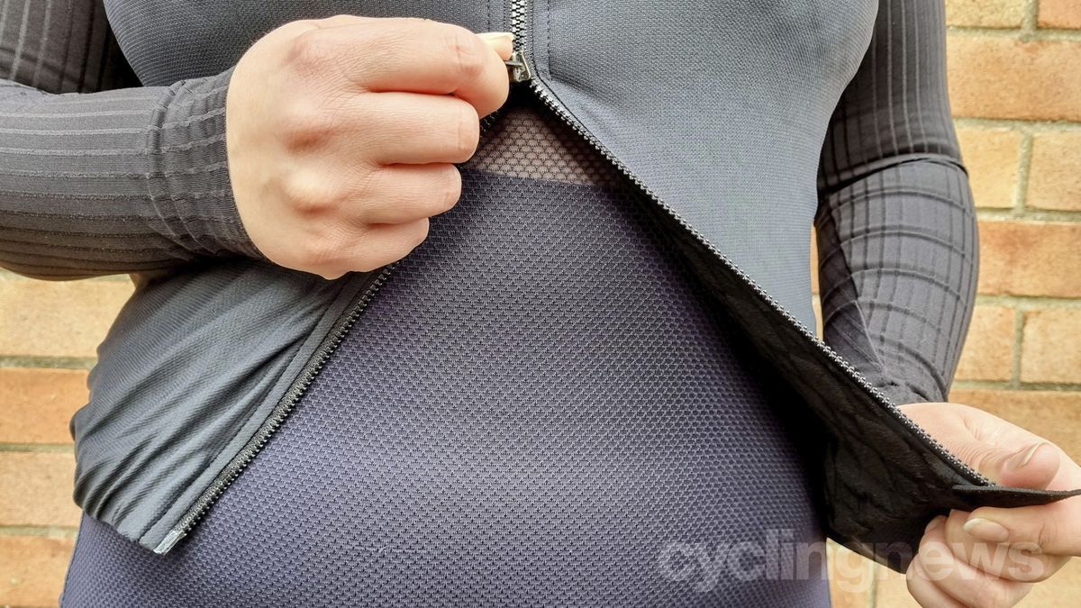 Assos Dyora Spring/Fall Jacket