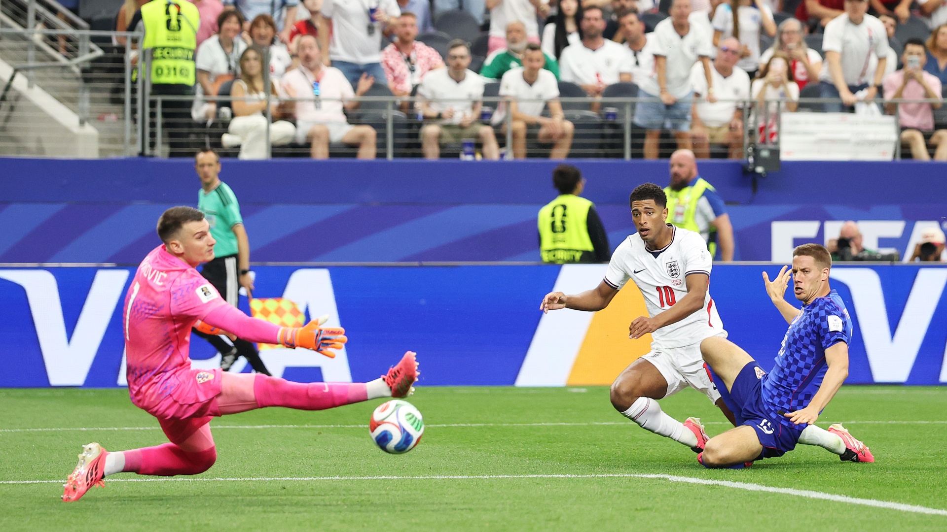 England's Jude Bellingham scoring against Croatia at World Cup 2026