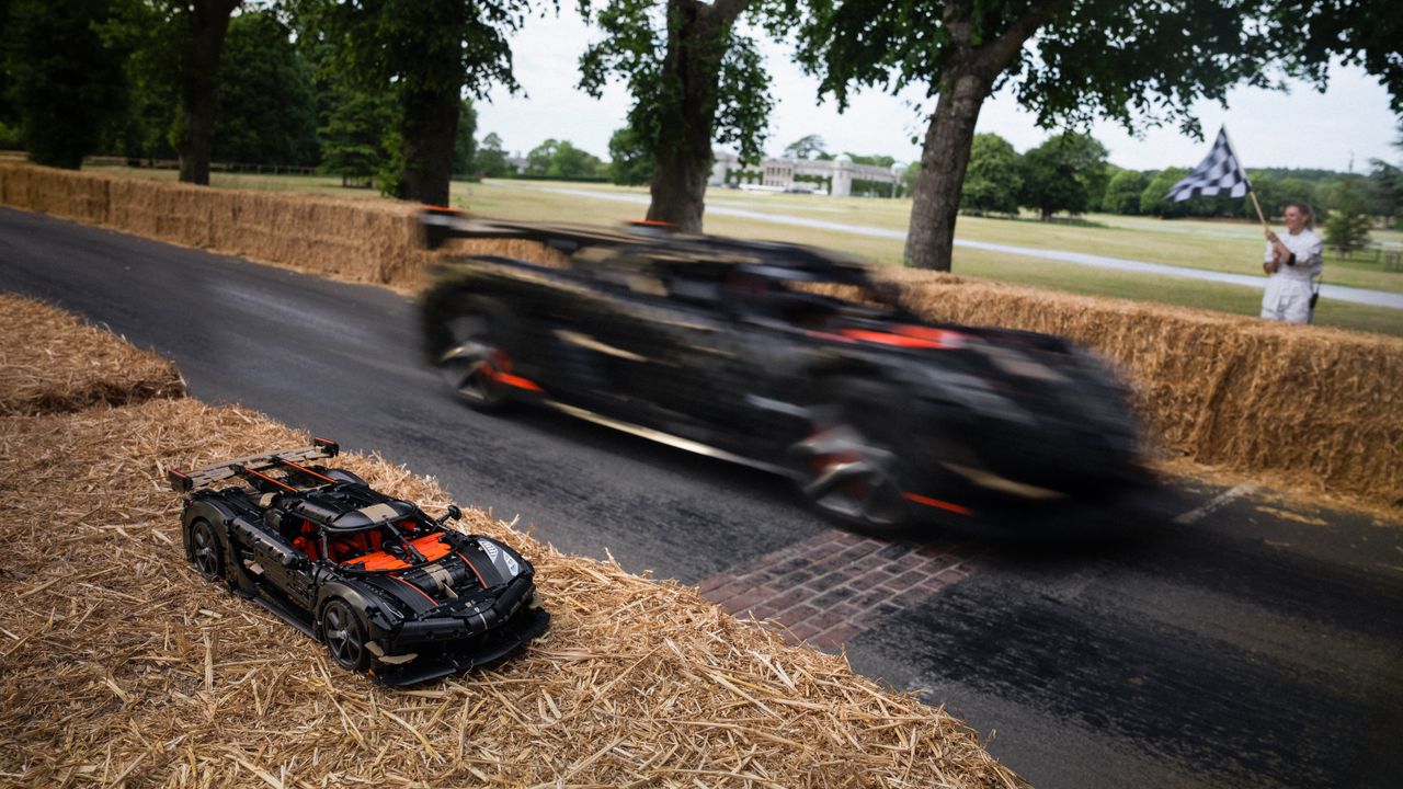 Lego Technic Koenigsegg Sadair's Spear