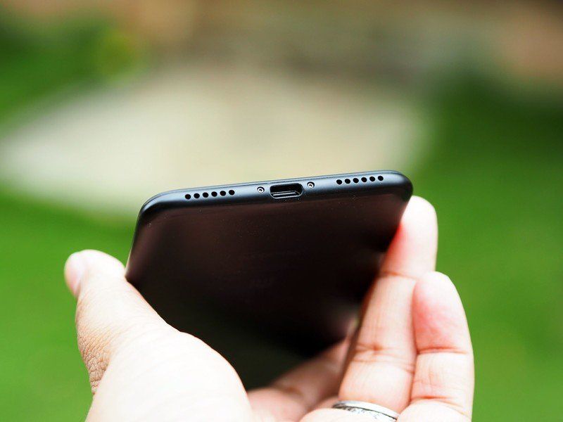 Xiaomi Mi A2 review
