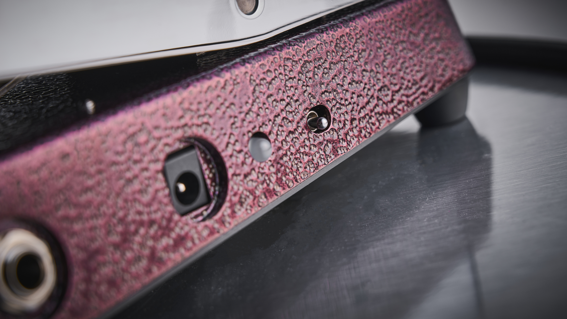 V863-CA Semi-auto Wah