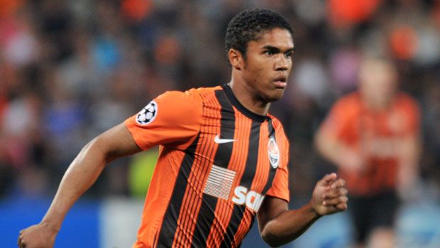 Shakhtar Donetsk striker Douglas Costa