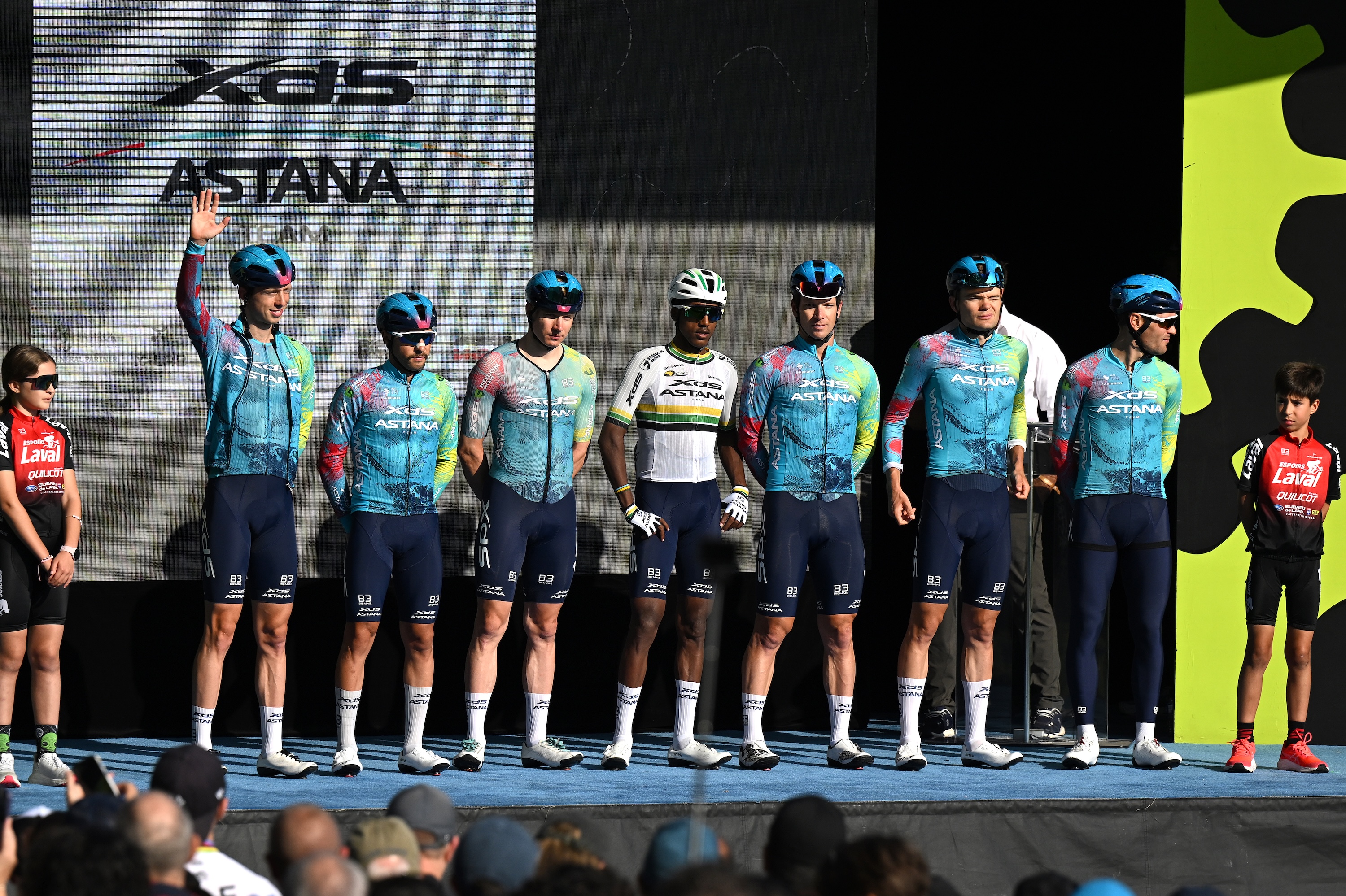 XDS Astana on stage in Canada