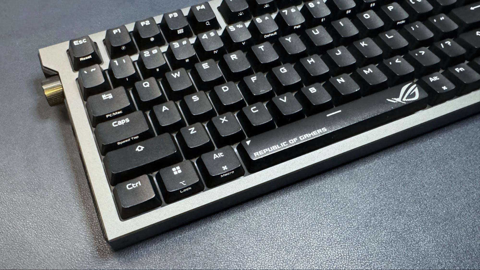 Asus ROG Strix Morph 96 Wireless