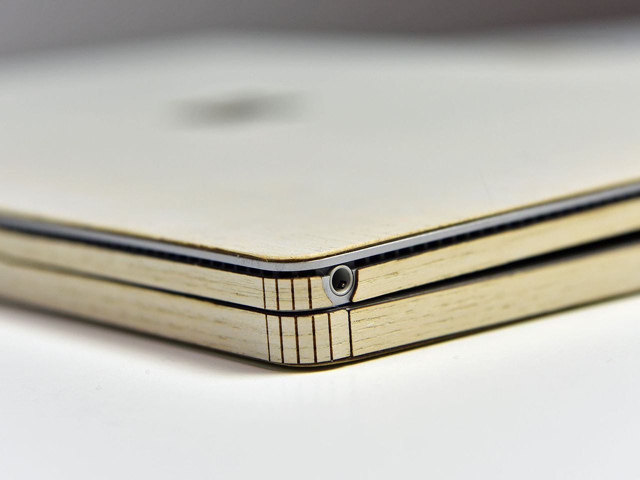 Toast Surface Book 2