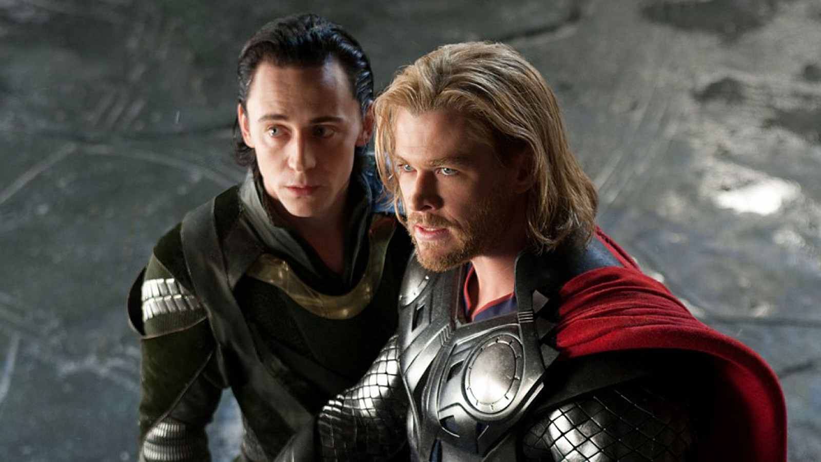  Thor: Ragnarok : Chris Hemsworth, Tom Hiddleston, Cate